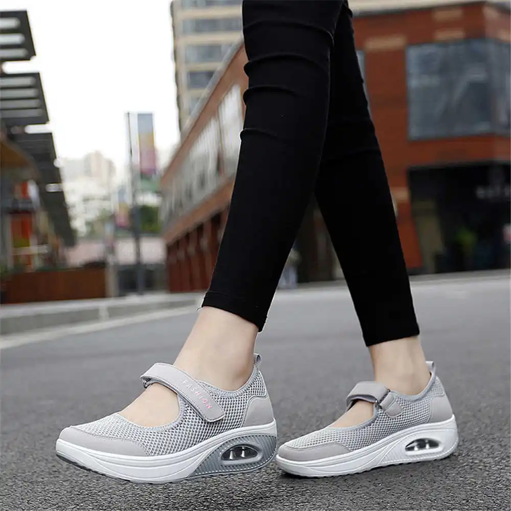Tech Accessories Suppliers - 36-41 Demi-season Colored Sneakers Walking Skates