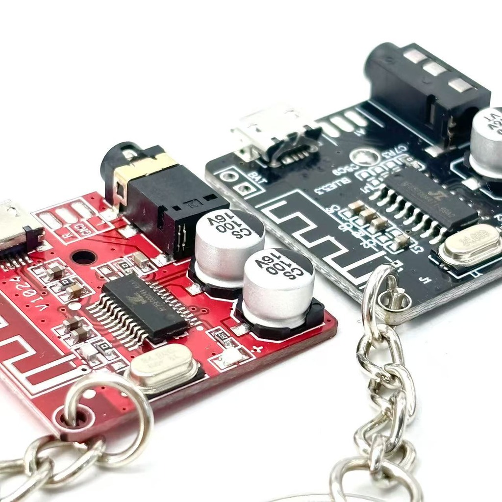 Retro Tech Aesthetic PCB and M - огляд і ціна Tech Accessories Wholesale